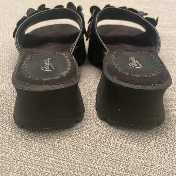 CANDIE’S Black Slip On Sandals with Flowers & Sequins Size 3 Girls - Picture 9 of 13